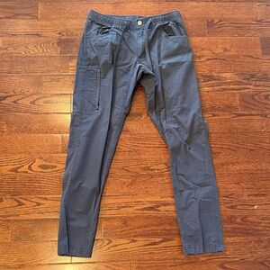 BYLT Men's Navy Weekender Pants size medium